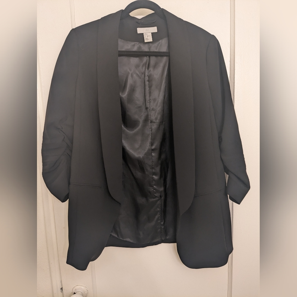 H&M black blazer - L